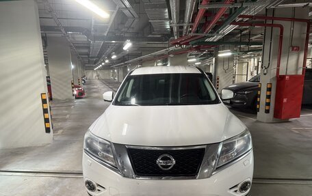 Nissan Pathfinder, 2015 год, 1 530 000 рублей, 3 фотография