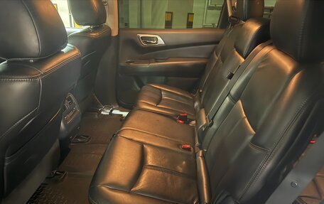 Nissan Pathfinder, 2015 год, 1 530 000 рублей, 6 фотография