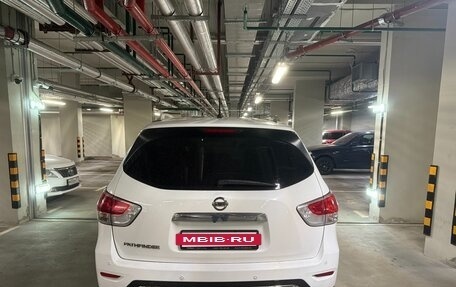 Nissan Pathfinder, 2015 год, 1 530 000 рублей, 4 фотография