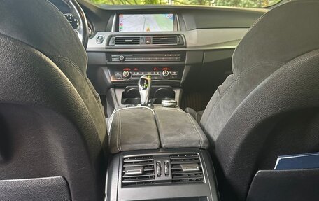 BMW 5 серия, 2014 год, 2 500 000 рублей, 11 фотография