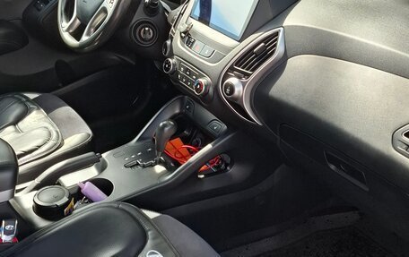 Hyundai ix35 I рестайлинг, 2010 год, 1 200 000 рублей, 4 фотография
