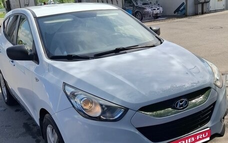 Hyundai ix35 I рестайлинг, 2010 год, 1 200 000 рублей, 5 фотография