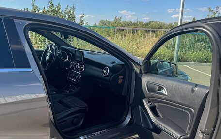 Mercedes-Benz A-Класс, 2015 год, 1 560 000 рублей, 8 фотография