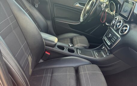 Mercedes-Benz A-Класс, 2015 год, 1 560 000 рублей, 11 фотография