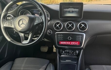 Mercedes-Benz A-Класс, 2015 год, 1 560 000 рублей, 9 фотография