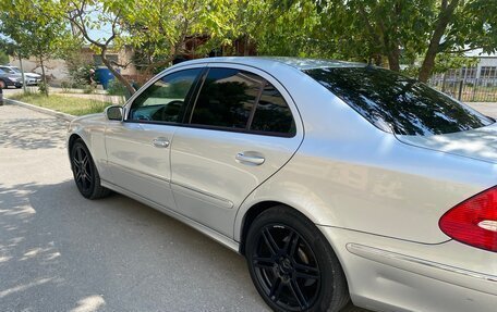 Mercedes-Benz E-Класс, 2002 год, 900 000 рублей, 13 фотография