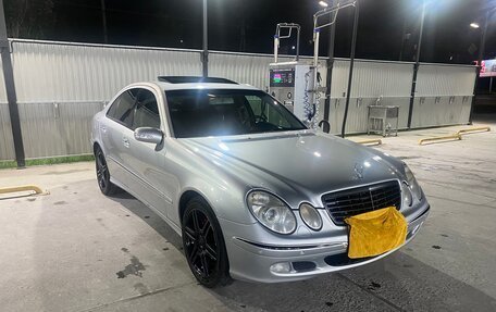 Mercedes-Benz E-Класс, 2002 год, 900 000 рублей, 14 фотография