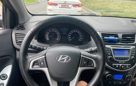 Hyundai Solaris II рестайлинг, 2012 год, 705 000 рублей, 8 фотография