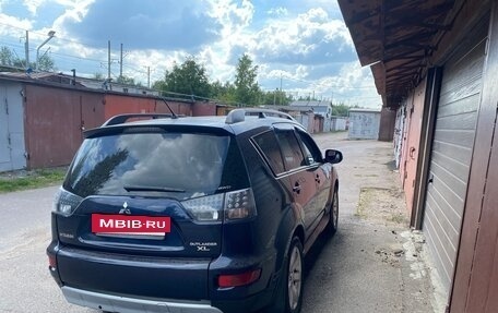 Mitsubishi Outlander III рестайлинг 3, 2011 год, 1 215 000 рублей, 5 фотография