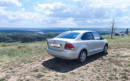 Volkswagen Polo VI (EU Market), 2011 год, 670 000 рублей, 4 фотография