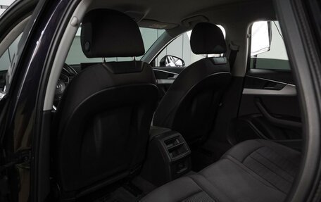 Audi A4, 2016 год, 1 850 000 рублей, 11 фотография