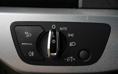Audi A4, 2016 год, 1 850 000 рублей, 13 фотография