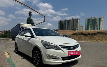 Hyundai Solaris II рестайлинг, 2016 год, 725 000 рублей, 5 фотография
