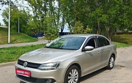 Volkswagen Jetta VI, 2012 год, 795 000 рублей, 2 фотография