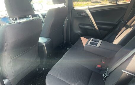 Toyota RAV4, 2018 год, 2 570 000 рублей, 14 фотография