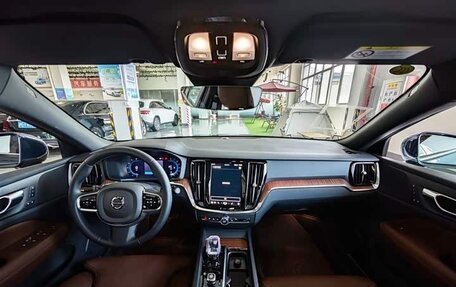 Volvo V60 II, 2025 год, 4 523 850 рублей, 3 фотография