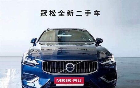 Volvo V60 II, 2025 год, 4 523 850 рублей, 4 фотография