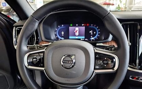 Volvo V60 II, 2025 год, 4 523 850 рублей, 10 фотография