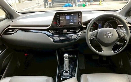 Toyota C-HR I рестайлинг, 2020 год, 1 700 213 рублей, 20 фотография