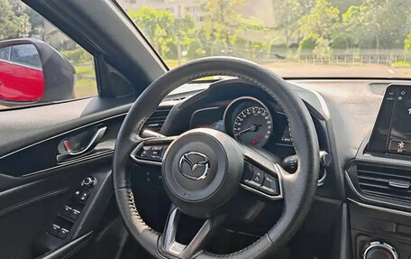 Mazda CX-4, 2021 год, 1 680 000 рублей, 12 фотография