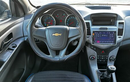 Chevrolet Cruze II, 2010 год, 375 000 рублей, 14 фотография