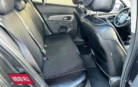 Chevrolet Cruze II, 2010 год, 375 000 рублей, 19 фотография