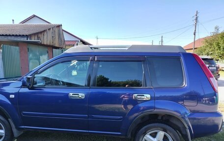 Nissan X-Trail, 2005 год, 850 000 рублей, 2 фотография