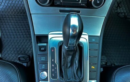Volkswagen Passat B7, 2011 год, 1 300 000 рублей, 24 фотография