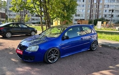 Volkswagen Golf V, 2005 год, 900 000 рублей, 1 фотография
