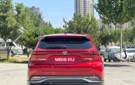 Toyota Venza, 2022 год, 3 446 000 рублей, 3 фотография