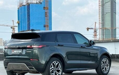 Land Rover Range Rover Evoque II, 2022 год, 2 775 000 рублей, 4 фотография