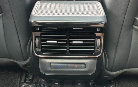Land Rover Range Rover Evoque II, 2022 год, 2 775 000 рублей, 12 фотография