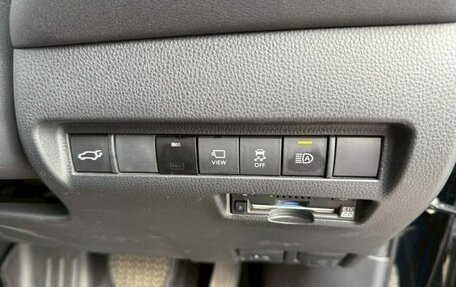 Toyota Harrier, 2022 год, 2 967 000 рублей, 21 фотография
