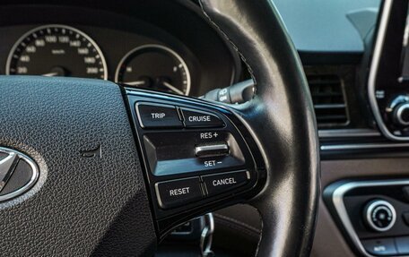 Hyundai Grand Starex Grand Starex I рестайлинг 2, 2020 год, 3 340 000 рублей, 22 фотография