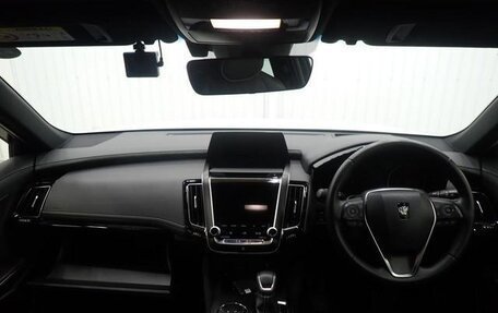 Toyota Crown, 2022 год, 2 468 000 рублей, 14 фотография