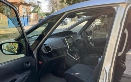 Nissan Serena IV, 2016 год, 1 870 000 рублей, 14 фотография