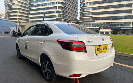 Toyota Vios III, 2022 год, 1 300 000 рублей, 2 фотография