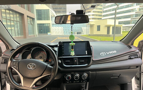 Toyota Vios III, 2022 год, 1 300 000 рублей, 4 фотография