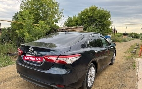 Toyota Camry, 2020 год, 2 950 000 рублей, 3 фотография