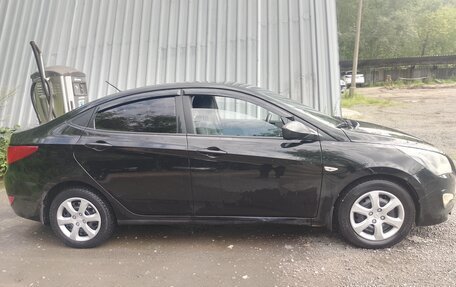 Hyundai Solaris II рестайлинг, 2015 год, 570 000 рублей, 3 фотография