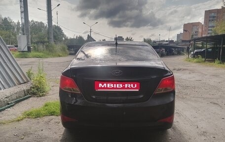 Hyundai Solaris II рестайлинг, 2015 год, 570 000 рублей, 2 фотография