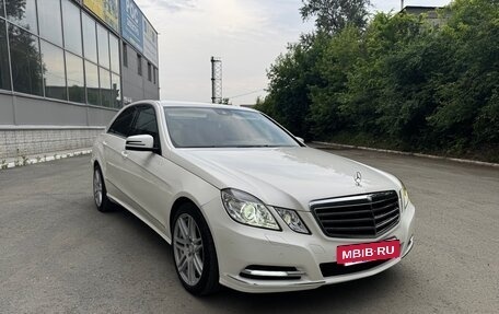 Mercedes-Benz E-Класс, 2012 год, 1 600 000 рублей, 2 фотография