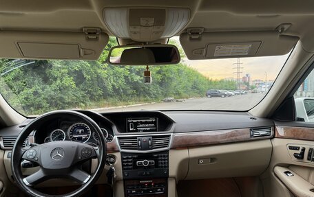 Mercedes-Benz E-Класс, 2012 год, 1 600 000 рублей, 13 фотография