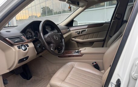 Mercedes-Benz E-Класс, 2012 год, 1 600 000 рублей, 12 фотография