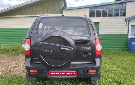 Chevrolet Niva I рестайлинг, 2012 год, 700 000 рублей, 4 фотография