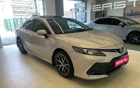 Toyota Camry, 2022 год, 3 500 000 рублей, 3 фотография