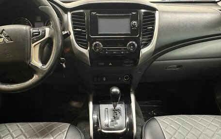 Mitsubishi L200 IV рестайлинг, 2017 год, 1 777 000 рублей, 7 фотография