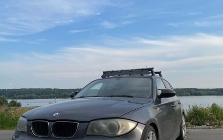 BMW 1 серия, 2008 год, 690 000 рублей, 2 фотография