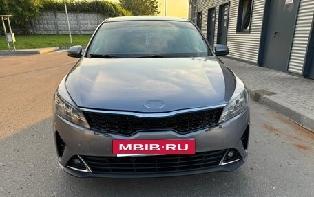 KIA Rio IV, 2020 год, 1 400 000 рублей, 2 фотография