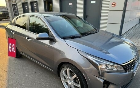 KIA Rio IV, 2020 год, 1 400 000 рублей, 3 фотография